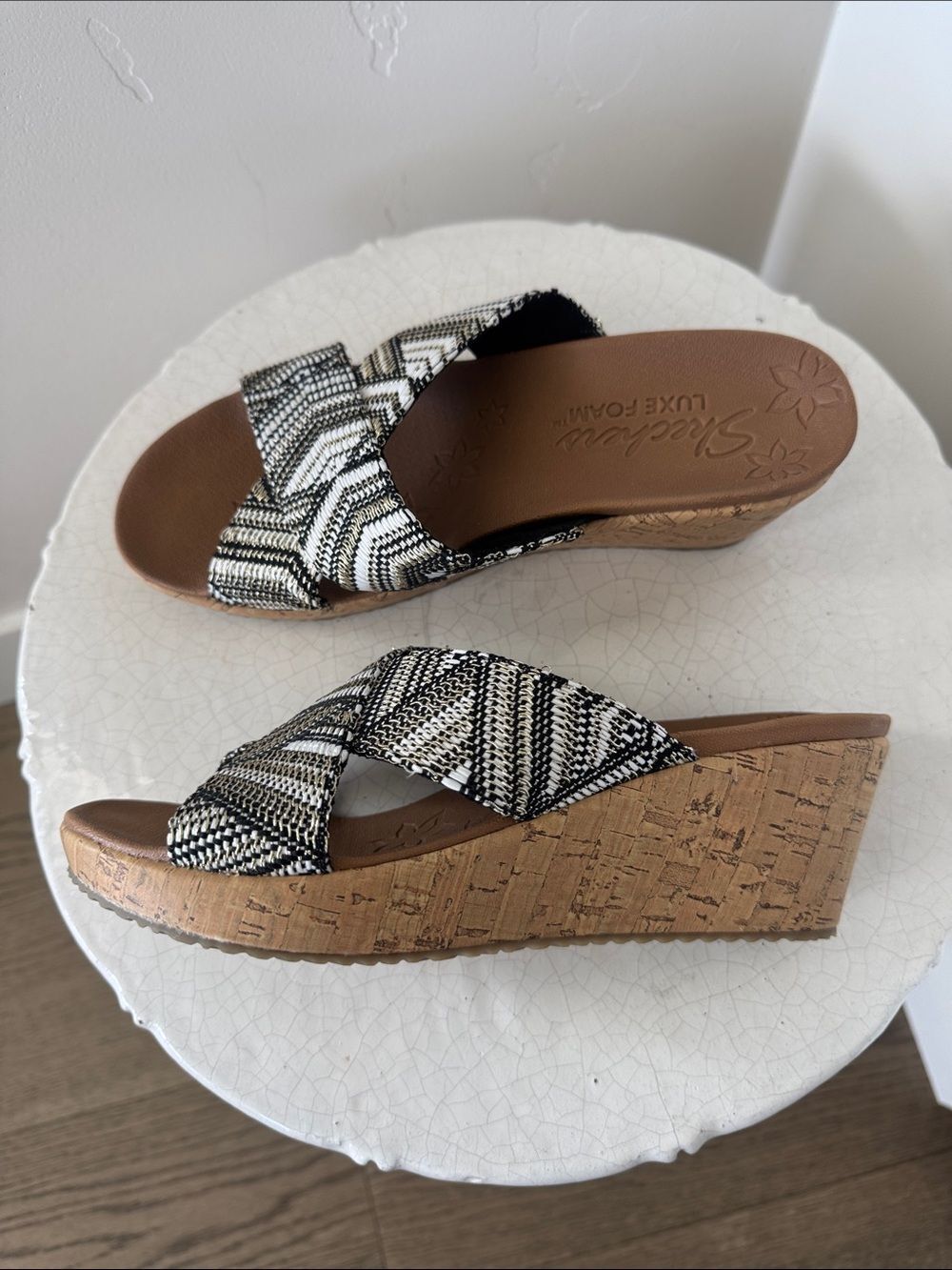 Skechers Black & White Textile Woven Cork Wedge Slides Slip-On Shoes Size 7.5